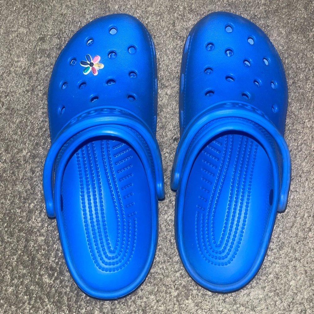 Crocs youth size 7